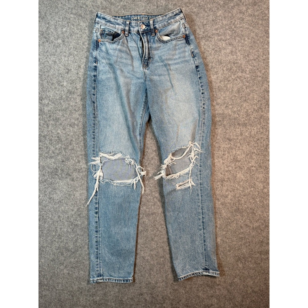 American Eagle Strigid Mom Jeans Womens 4 Light‎ Wash Distressed High Rise Blue